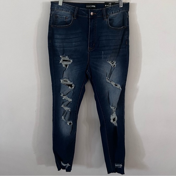 Fashion Nova Denim - Fashion Nova Dark Blue Distressed Skinny Jeans | Size 13|